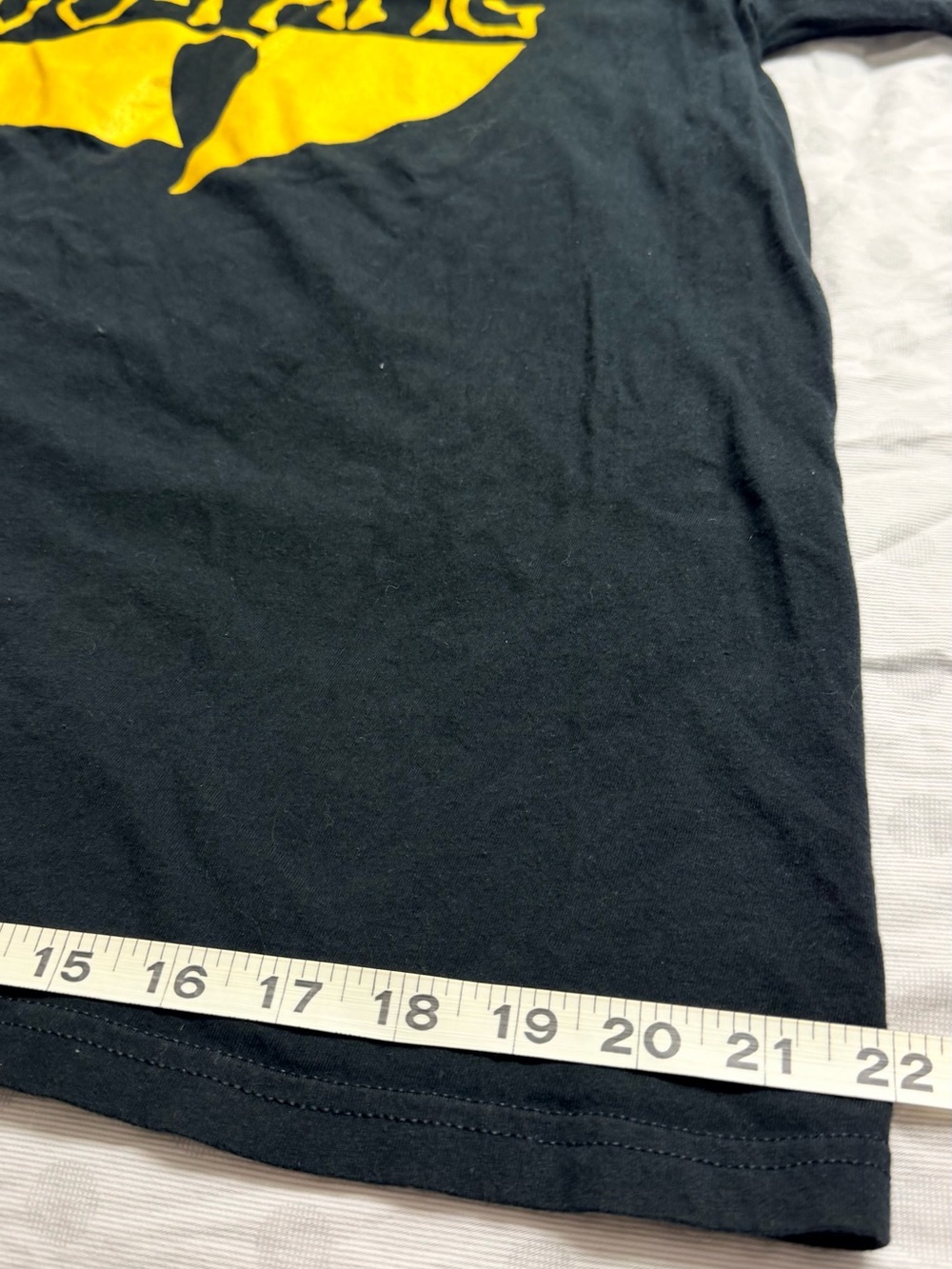 Wu-Tang Clan Classic Yellow Logo Graphic T-Shirt Black L